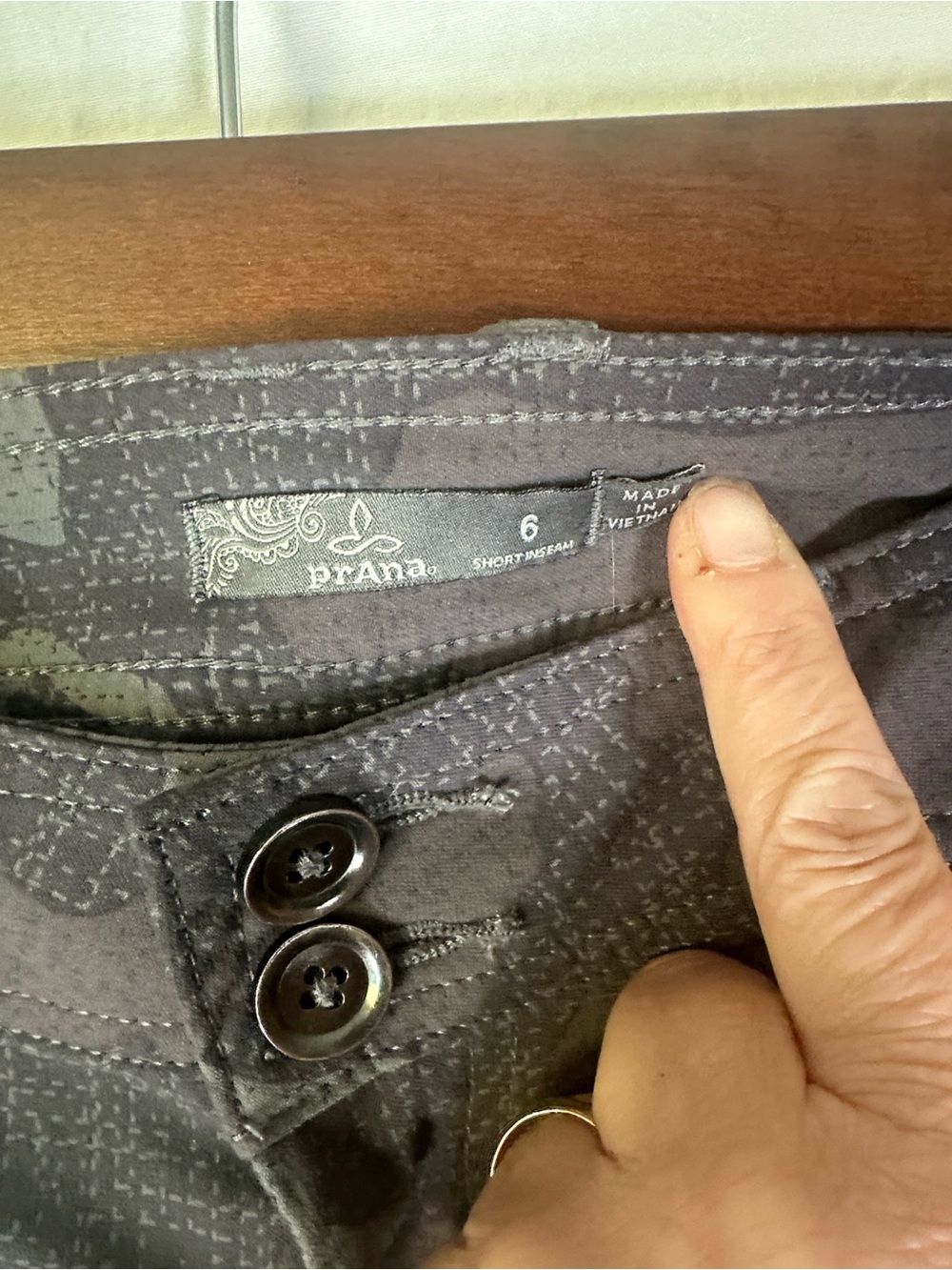 Prana Dark Gray Patterned camo Women's Pants - Picture 2 of 5
